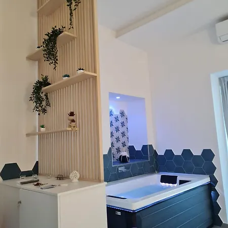 Maruzze Luxury Апартаменты